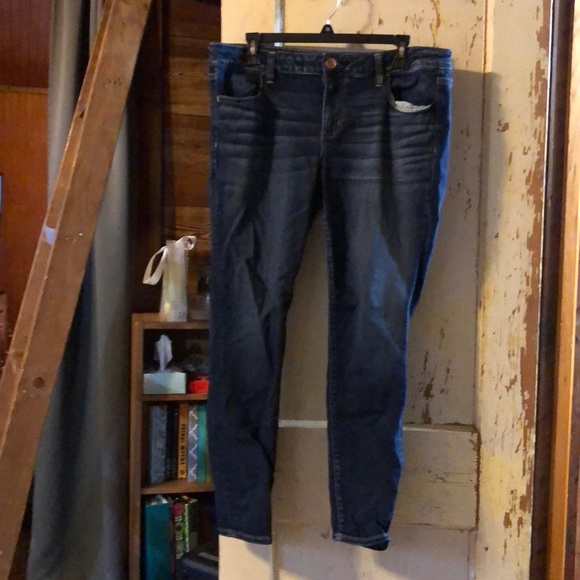 American Eagle Outfitters Denim - Size 16 jeggings